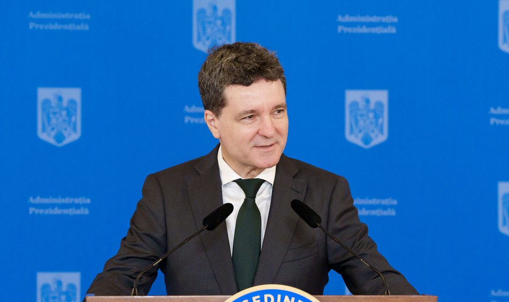 Banii din PNRR, negociați la Bruxelles. Nicușor Dan: „Voi discuta cu președinta Comisiei despre deficit și PNRR”