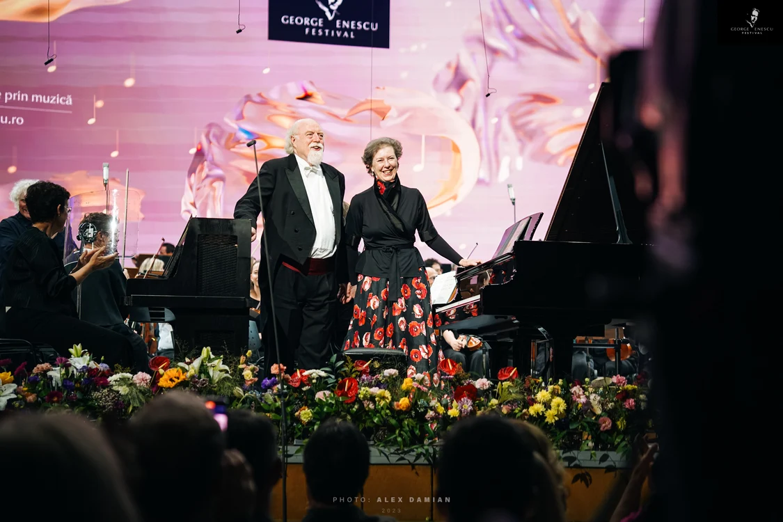 Peter Donohoe și Cynthia Millar