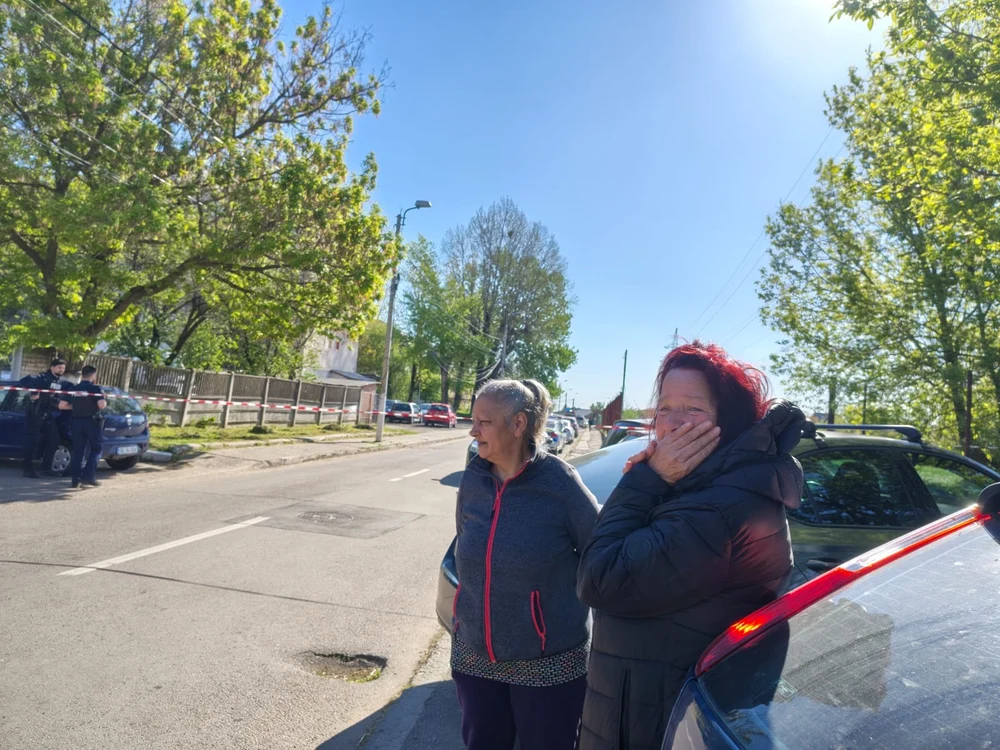 „Am zis că mor”. Panică în cartierul din Galați unde a căzut drona: „Am auzit boom de patru ori, am ieșit și am văzut armata pe stradă”