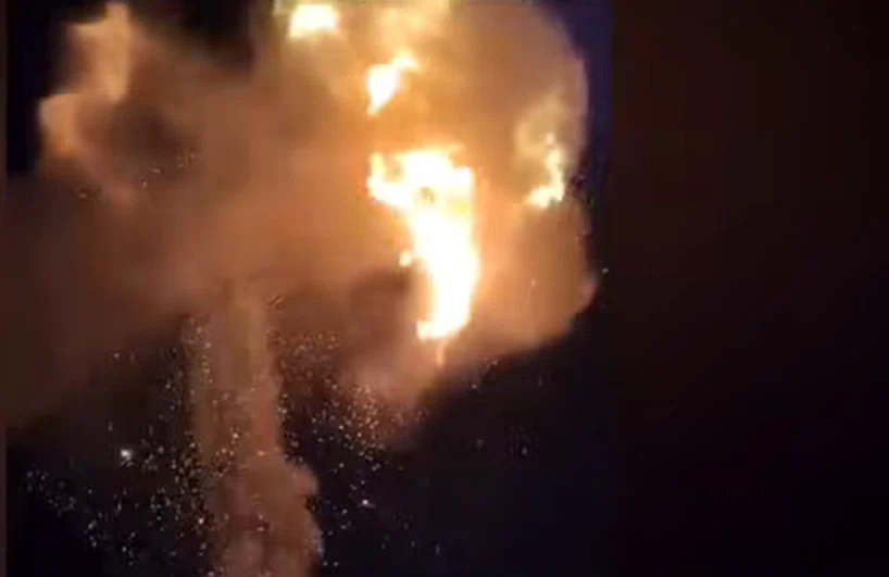 Explozii în serie la Crevedia FOTO Captură video