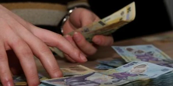 Inculpaţii au fost condamnaţi la închisoare
