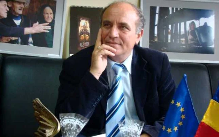 Constantin Maricescu, primarul comunei Aninosa