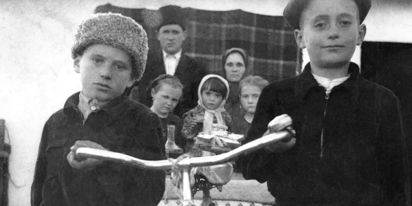 poza de pe afisul expozitie foto din cluj