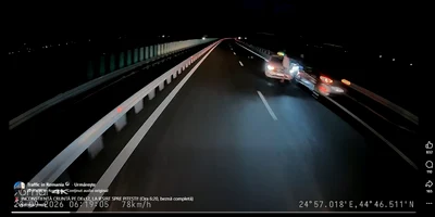 taxi pe contrasens DEX 12   foto FB trafic in romania jpg