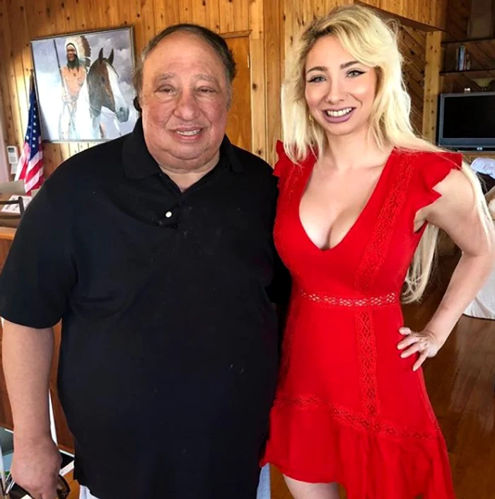 Andrea alături de tatăl ei John Catsimatidis