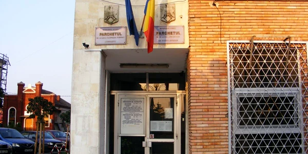 mai mulţi mehedinţeni au fost audiaţi la parchet de procurori