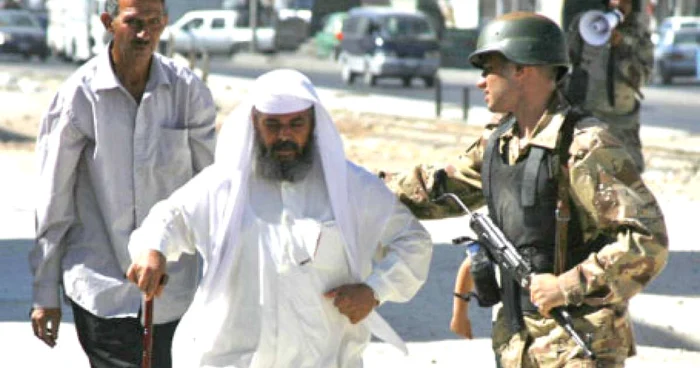 „The Hurt Locker“ pune problema întâlnirii dintre două civilizaţii foarte diferite