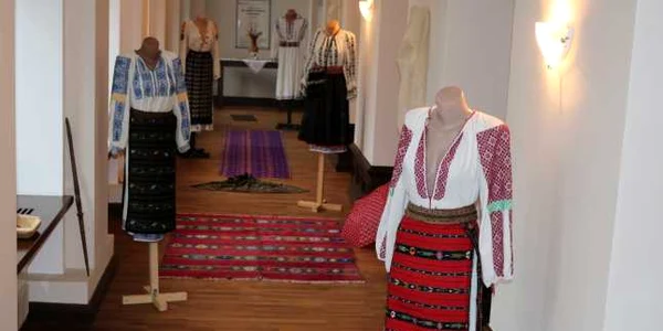 vernisaj expoyitie FOTO Alexandra Georgescu 