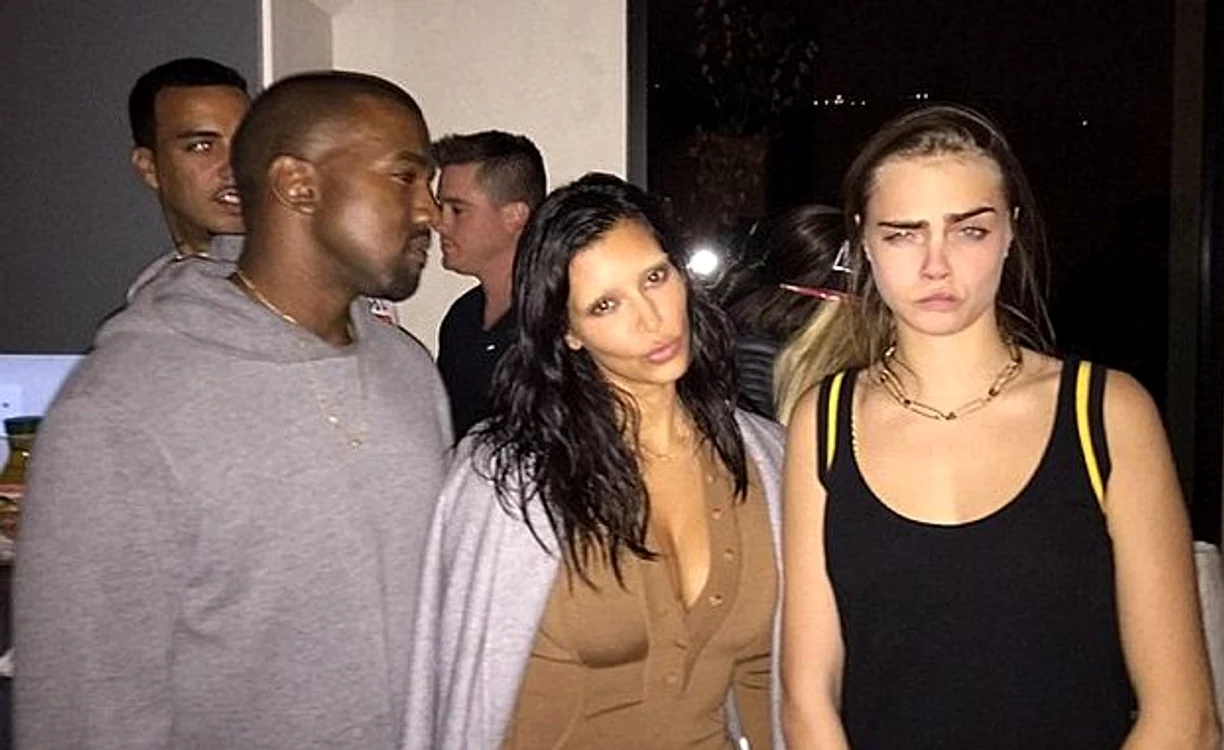 Kanye West a fost alături de soţia lui la respectiva şedinţă foto