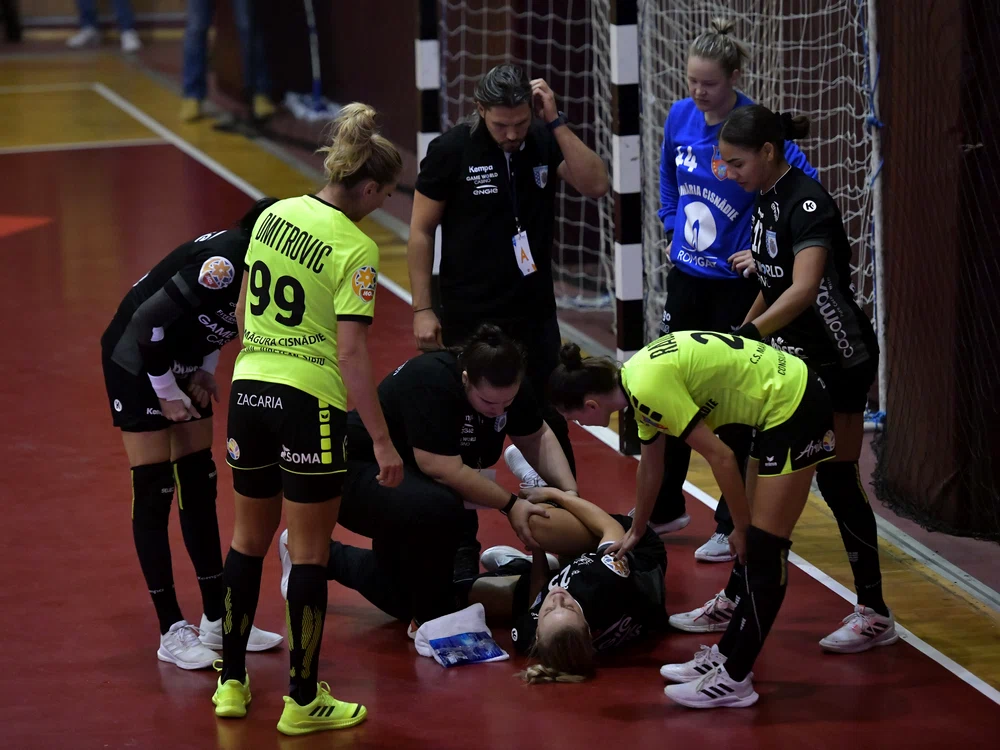 
    Barbara Lazovic a suferit o accidentare urâtăFoto: sportpictures.eu  