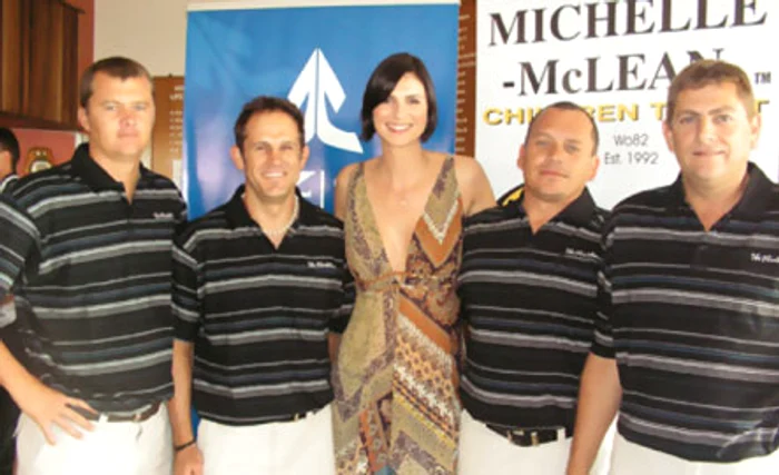 Michelle a participat  la un meci de golf pentru a strânge fonduri  destinate copiilor favorizaţi