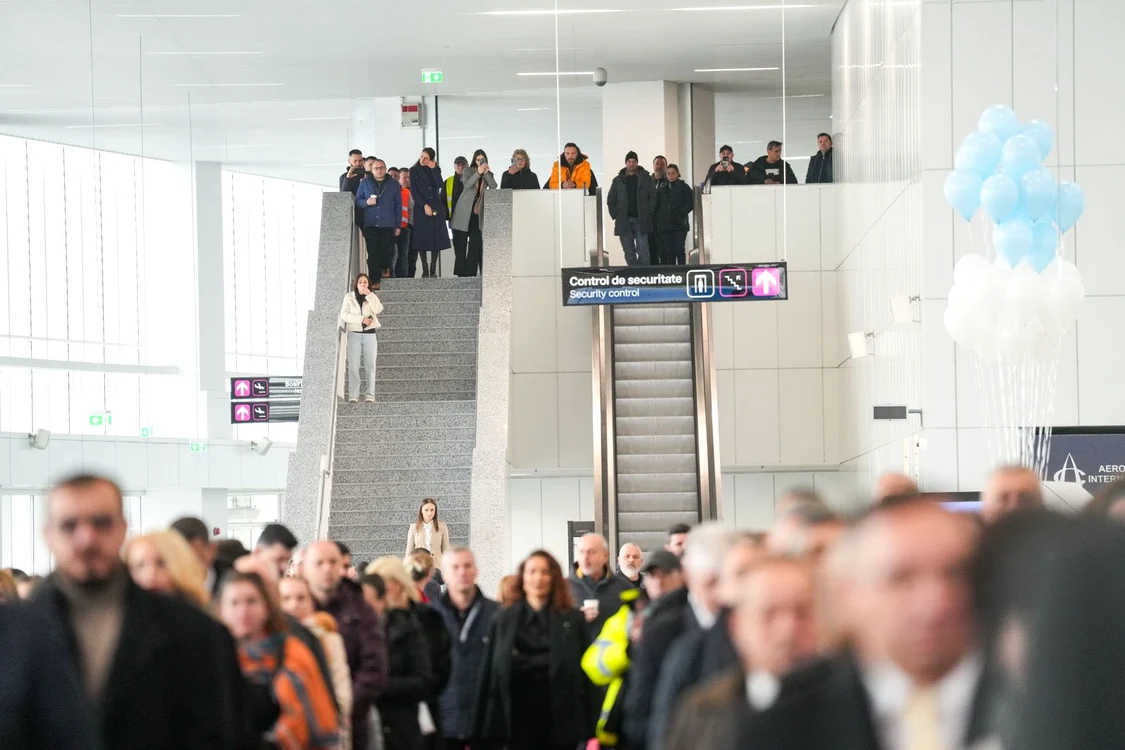 Capacitatea aeroportului a crescut. FOTO Facebook Lia Olguța Vasilescu