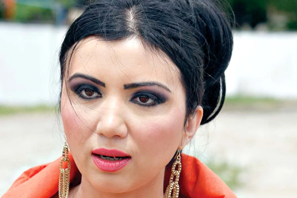 Adriana Bahmuţeanu