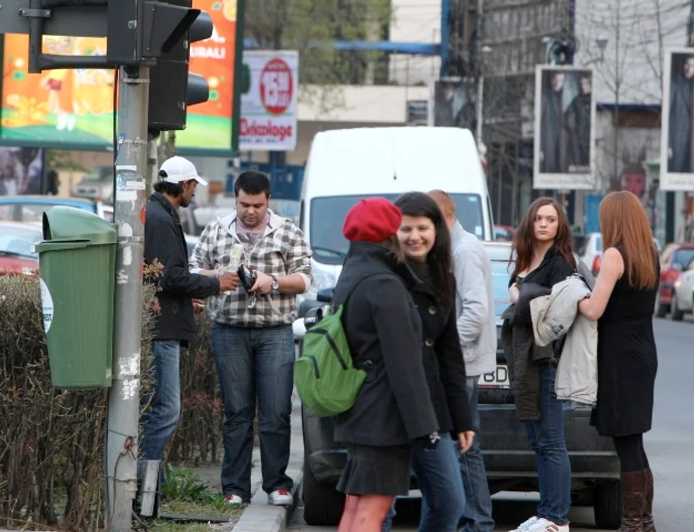 
    Bucureştenii plătesc între 2 şi 10 lei pentru o parcare în centru  