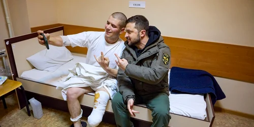 Zelenski, vizită într-un spital din Harkov FOTO Profimedia 