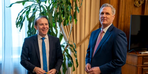 Florin Citu si Kevin McCarthy FOTO Senatul Romaniei