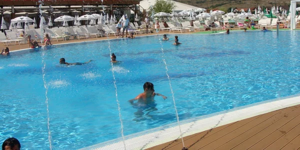 Piscină