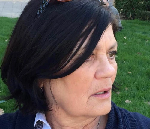 „Traducerea este o interpretare profundă“ – interviu cu traducătoarea Gabriella KOSZTA jpeg
