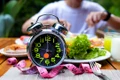 Un nutriționist dezvăluie care este ora ideală pentru servirea cinei, foto Shutterstock jpg