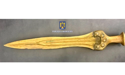 sabie din epoza bronzului foto ipj bacau png