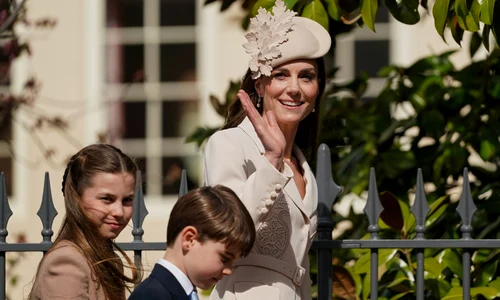 Kate Middleton cu Charlotte și Louis profimedia 1088807336 jpg