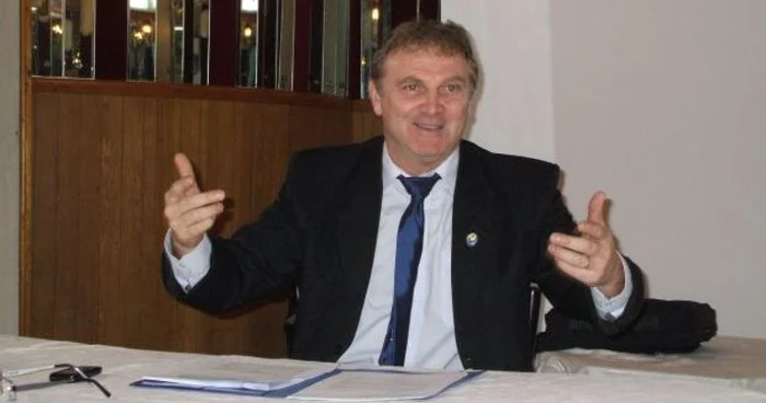 Deputatul Clement Negruţ