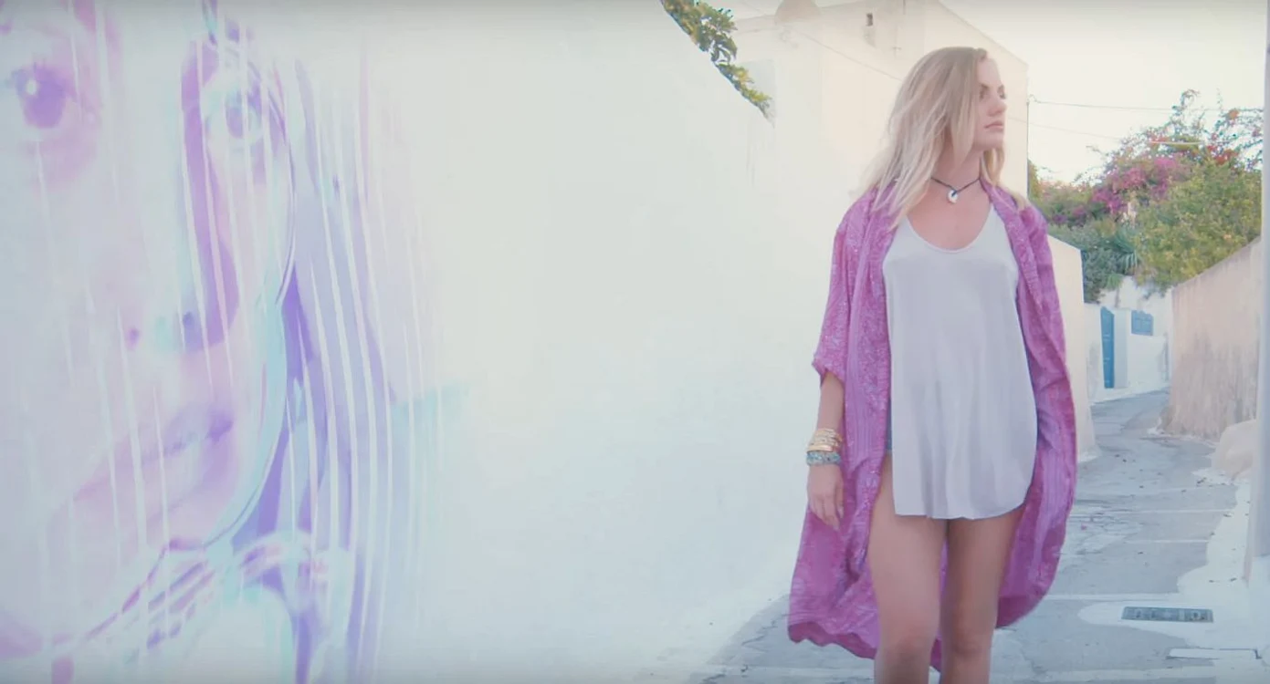 Alexandra Stan One Night jpeg