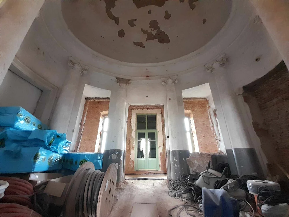 Conacul Mocioni de la Foeni în timpul restaurării FOTO Ștefan Both