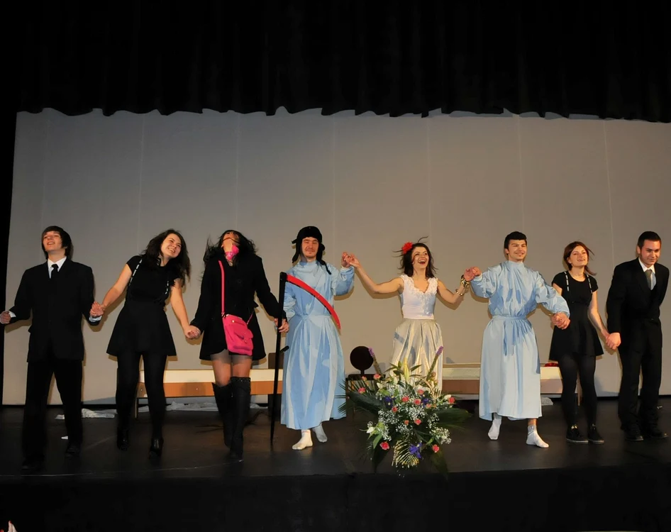 Scenă dintr-o piesă de teatru