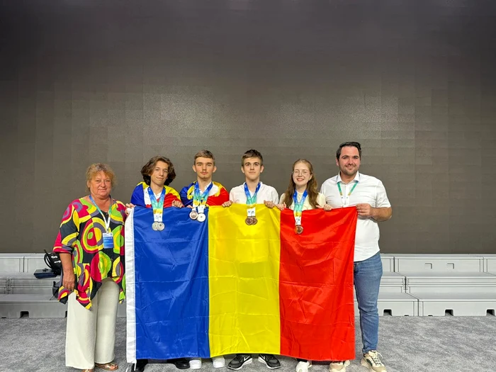 Elevii premiați Olimpiada Internațională „Științele Pământului” în China FOTO Facebook/ MEC