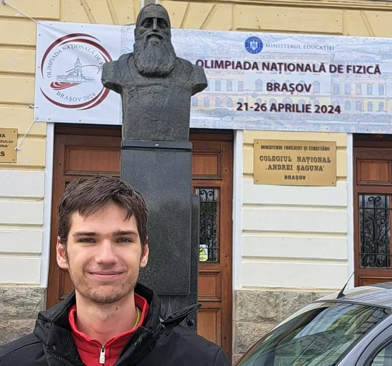 Mario speră să obțină un rezultat bun la Olimpiada de Fizică Foto: Arhivă personală