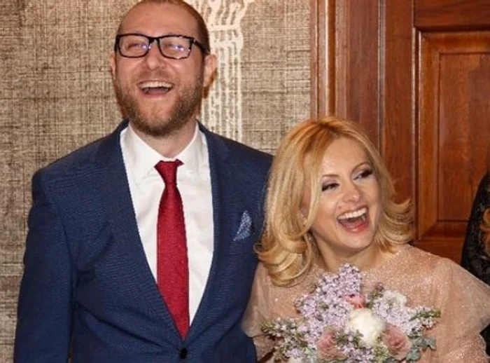 Simona Gherghe și soțul ei aniversează doi ani de la cununia civilă Foto Instagram