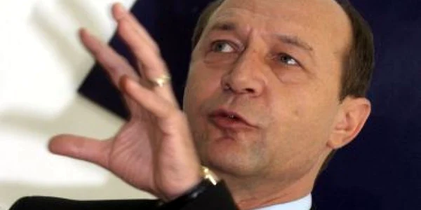 Traian Băsescu: Nu văd de ce FMI nu ar discuta cu un Guvern căzut