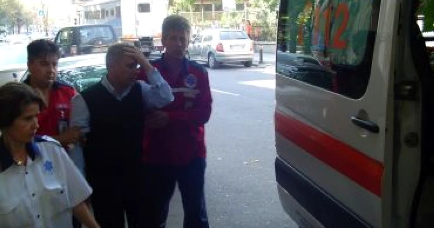 Ploieşti: Inculpat luat cu ambulanţa la procesul "lotului Penescu“