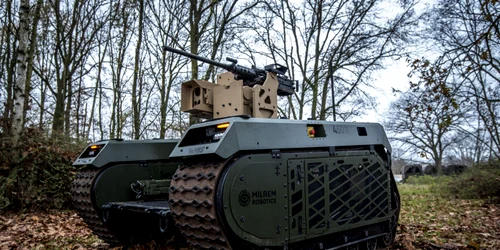 Robotul THeMIS FOTO Shutterstock jpg