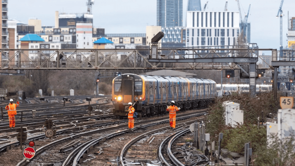 Cresc drastic amenzile pentru călătorii prinși fără bilet în trenurile din Anglia