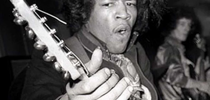 Jimi Hendrix, cel mai bun maestru al chitarei electrice