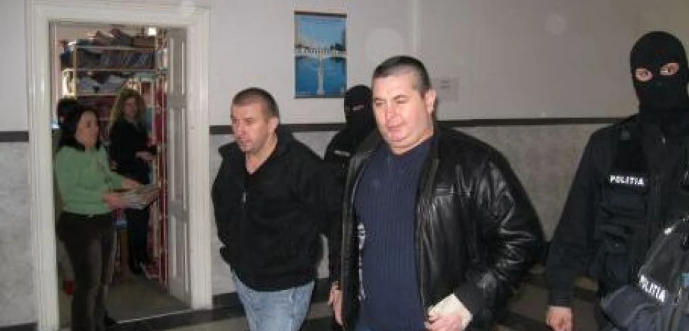Răchită și Moldovan