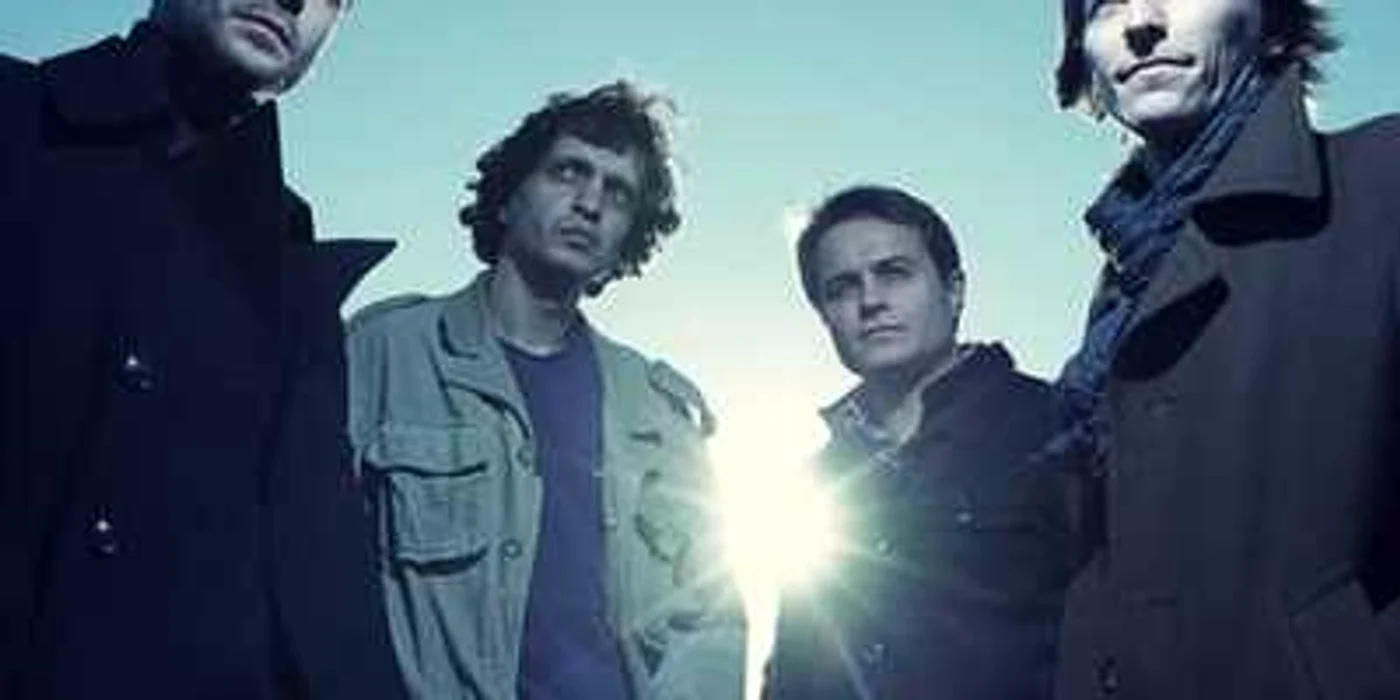 Băieţii de la The Mono Jacks, una dintre trupele româneşti cu mare priză la publicul clujean, vor urca pe scena din Piaţa Unirii