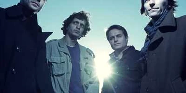 Băieţii de la The Mono Jacks, una dintre trupele româneşti cu mare priză la publicul clujean, vor urca pe scena din Piaţa Unirii