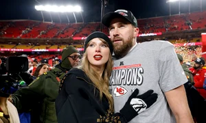 taylor swift travis kelce gettyimages jpg