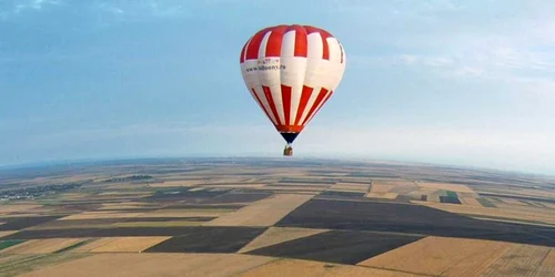 Balloony se ridică până la o distanţă de 200 de metri de pământ