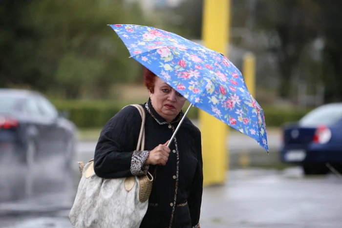 Cod galben de ploi. Nouăsprezece județe sunt afectatefoto: arhivă Click!