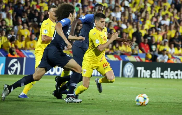 
    Ianis Hagi a mai jucat și la Europenele U21 din 2019FOTO: Sportpictures.eu  