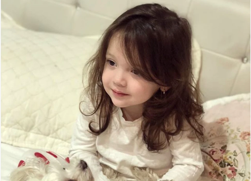Fiica Biancăi Drăgușanu e la fel de frumoasă ca mama ei