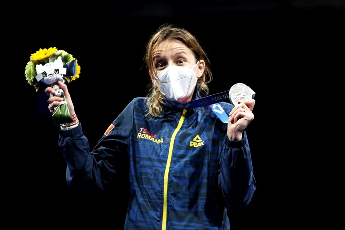Ana Maria Popescu, cu medalia de argint cucerită la TokyoFoto: Guliver/ GettyImages