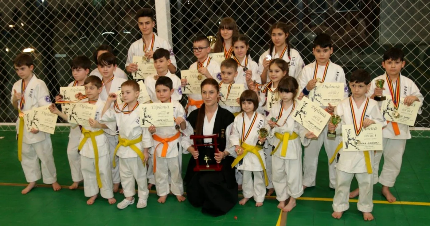 Mai mulţi sportivi de la Clubul Phoenix Bacău vor reprezenta România la o competiţie de karate din Danemarca