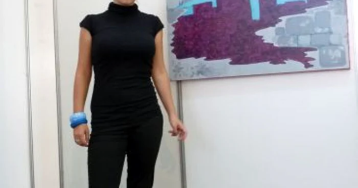 Piteşti: Mirona Pintile adoră culorile tari