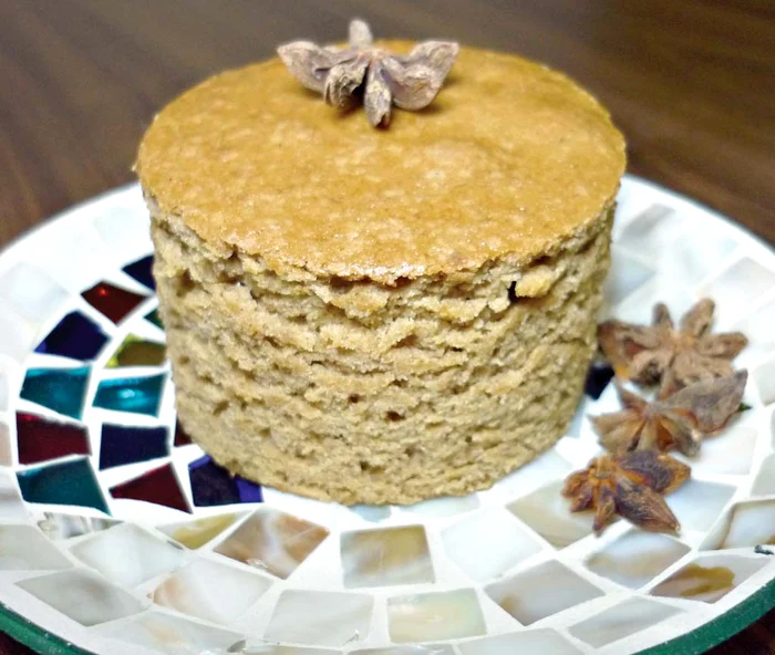 
    Turtă dulce cu ghimbir  