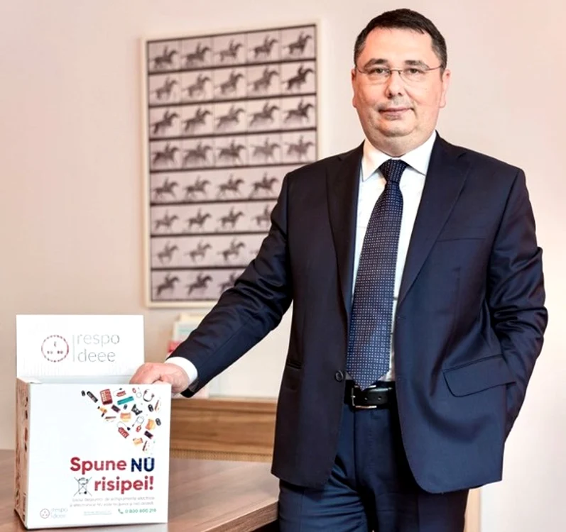 
    Potrivit indicilor de reparabilitate, aflăm că sunt telefoane, spre exemplu, care se repară ușor sau extrem de greuFoto: phoneresq.eu  